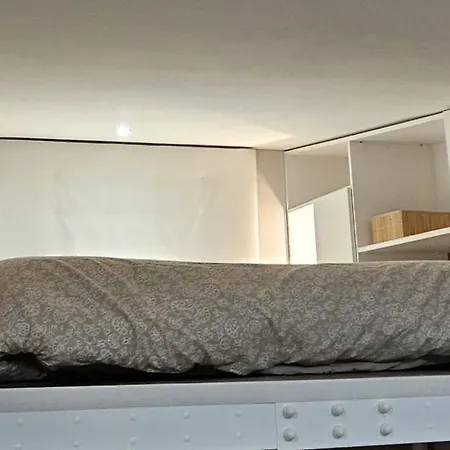Apartment La