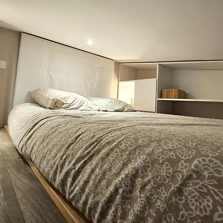 Apartment La